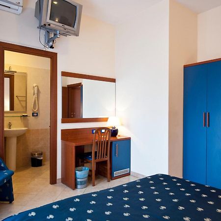 Hotel 4 Pini Roma Eksteriør bilde