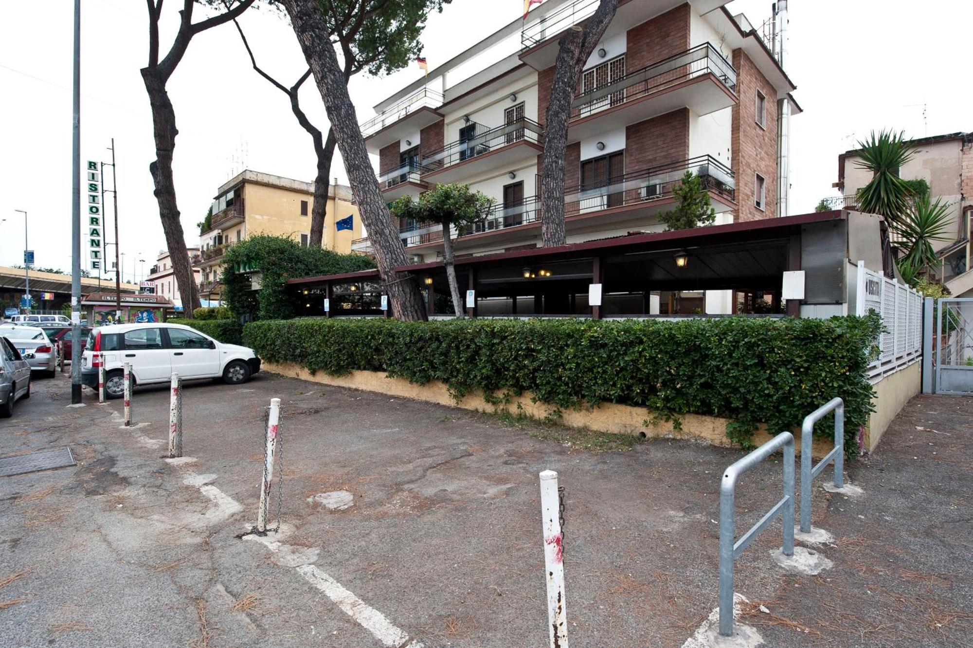 Hotel 4 Pini Roma Eksteriør bilde