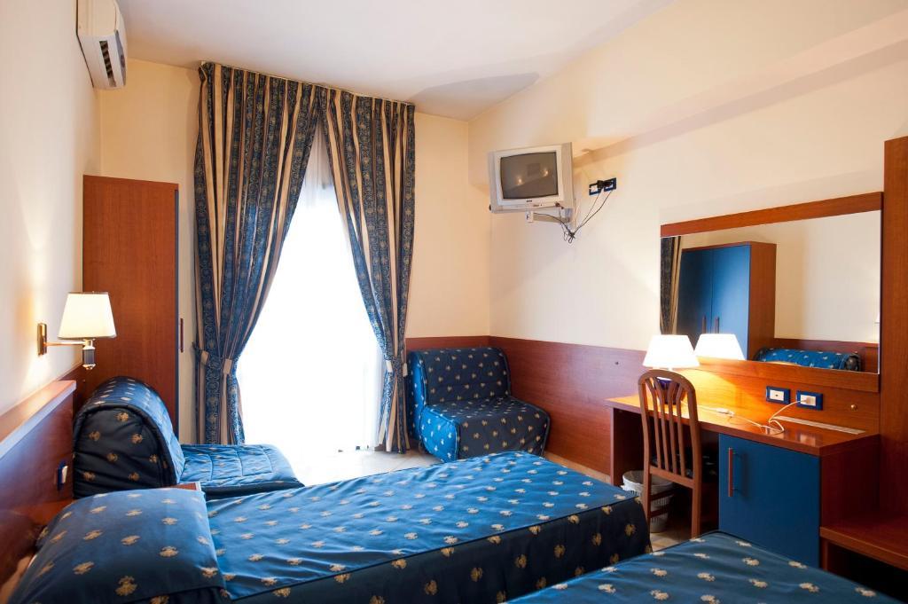 Hotel 4 Pini Roma Eksteriør bilde